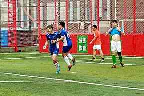 定位球进攻的观察方法：跑动、落点与第二点保护